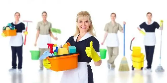 hotel maid job description