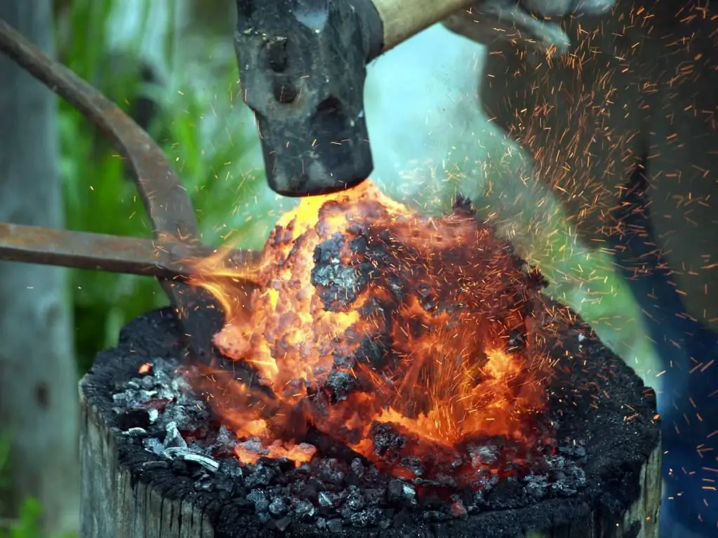 Fabricación de piezas de hierro fundido