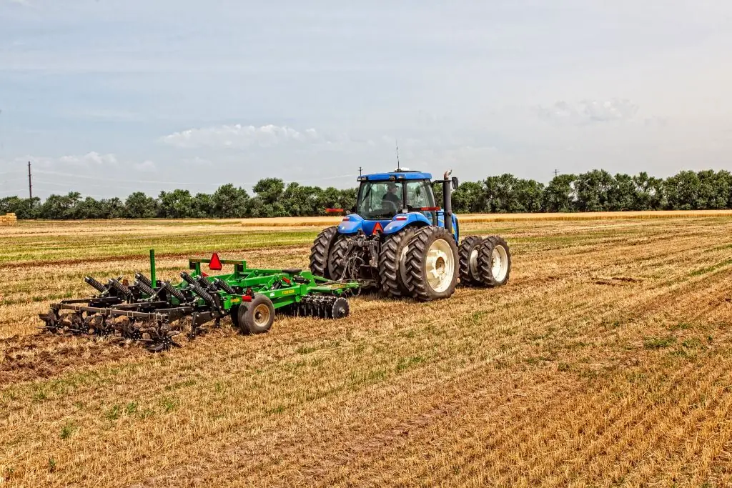 Bodenbearbeitung vor der Saat: System, Technik, Verfahren, Ziele