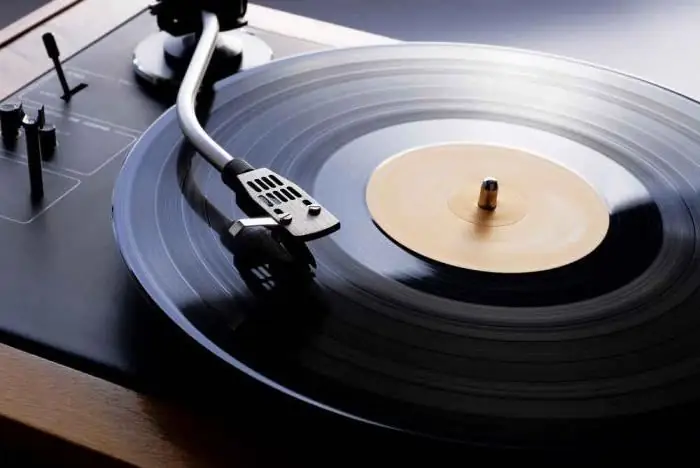 Ni wapi pa kuuza rekodi za vinyl zilizotumika? Jinsi ya kuuza rekodi kwa faida