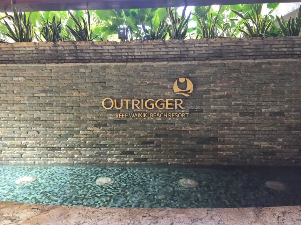 Хотел Outrigger Reef Waikiki Beach