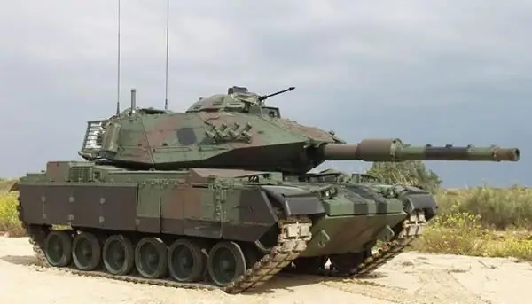 Israelitankit: "Merkava MK.4", "Mage 3", "Sabra"