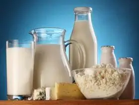 What is milk made of? How is milk powder made?