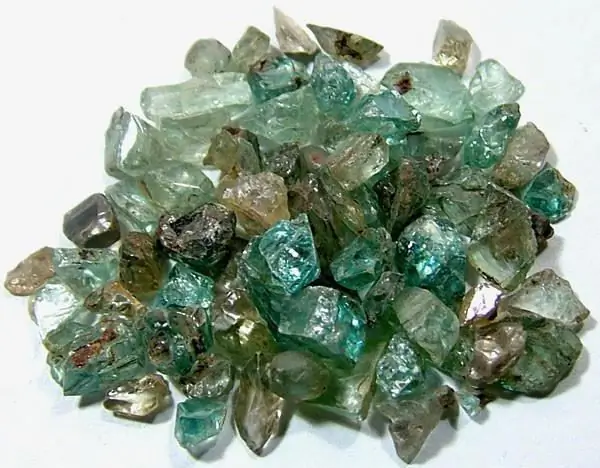 bông tai bằng zircon