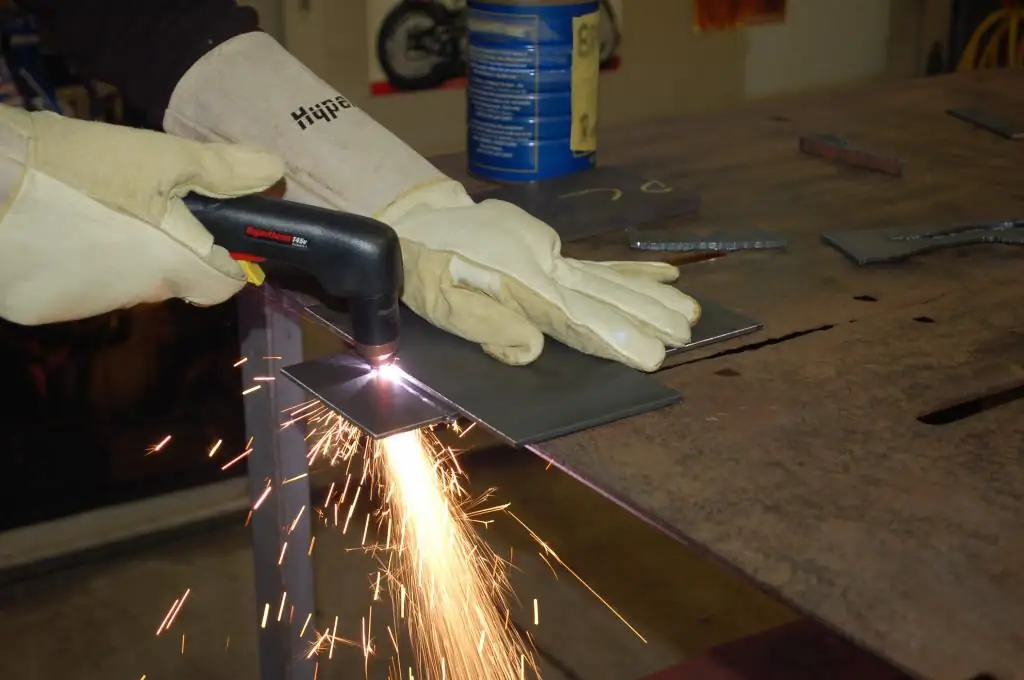 Manu-manong Plasma Cutter