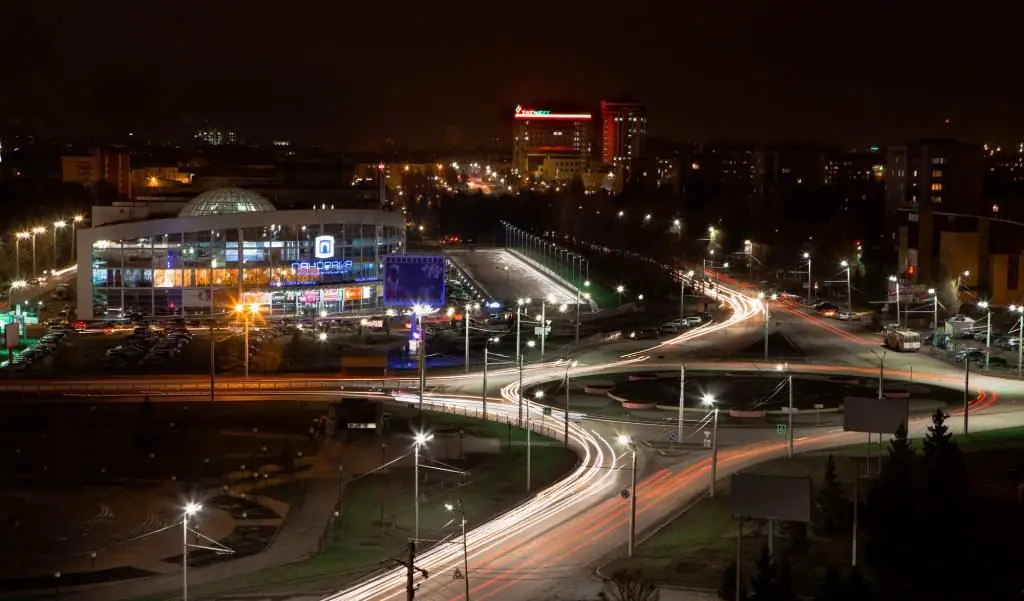 khw center panorama ntawm Almetyevsk